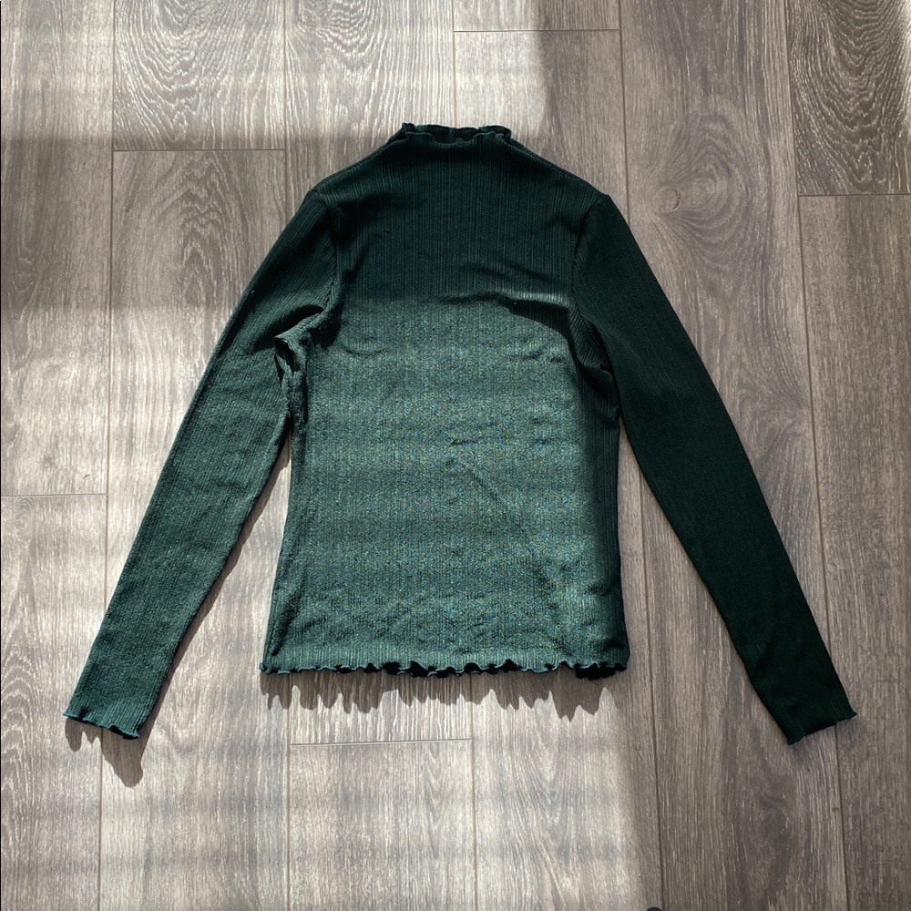 H&M - Forest Green Ribbed Mockneck Long Sleeve Top - Size M